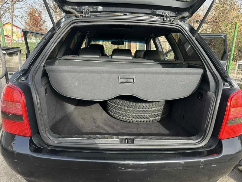 Audi A4 1.8t, снимка 12 - Автомобили и джипове - 53357173