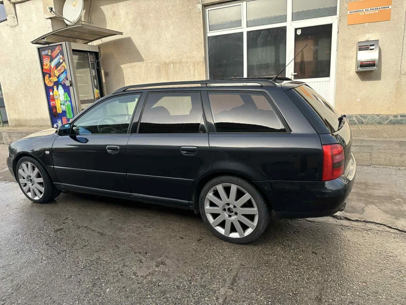 Audi A4 1.8t, снимка 3 - Автомобили и джипове - 53357173