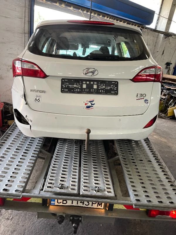 Hyundai I30, снимка 3 - Автомобили и джипове - 33345768