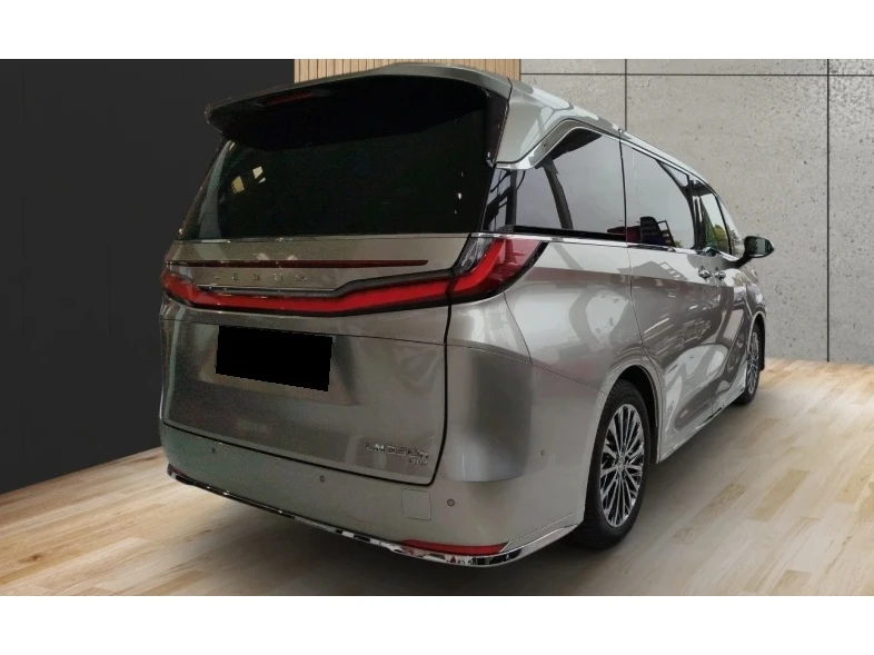 Lexus LM 7 места, LM350h Luxury AWD Pano, Месечна вноска от, снимка 4 - Автомобили и джипове - 53997939