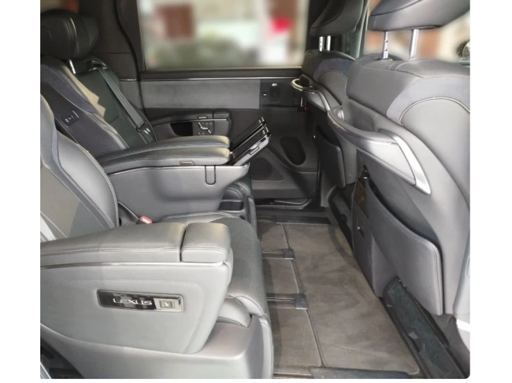 Lexus LM 7 места, LM350h Luxury AWD Pano, Месечна вноска от, снимка 11 - Автомобили и джипове - 53997939