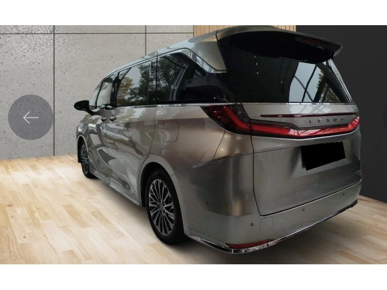 Lexus LM 7 места, LM350h Luxury AWD Pano, Месечна вноска от, снимка 5 - Автомобили и джипове - 53997939