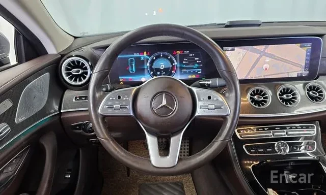 Mercedes-Benz CLS 300 D * AMG * ПАНОРАМА * HEAD UP * DRIVER ASSIST PKG *, снимка 6 - Автомобили и джипове - 56092998