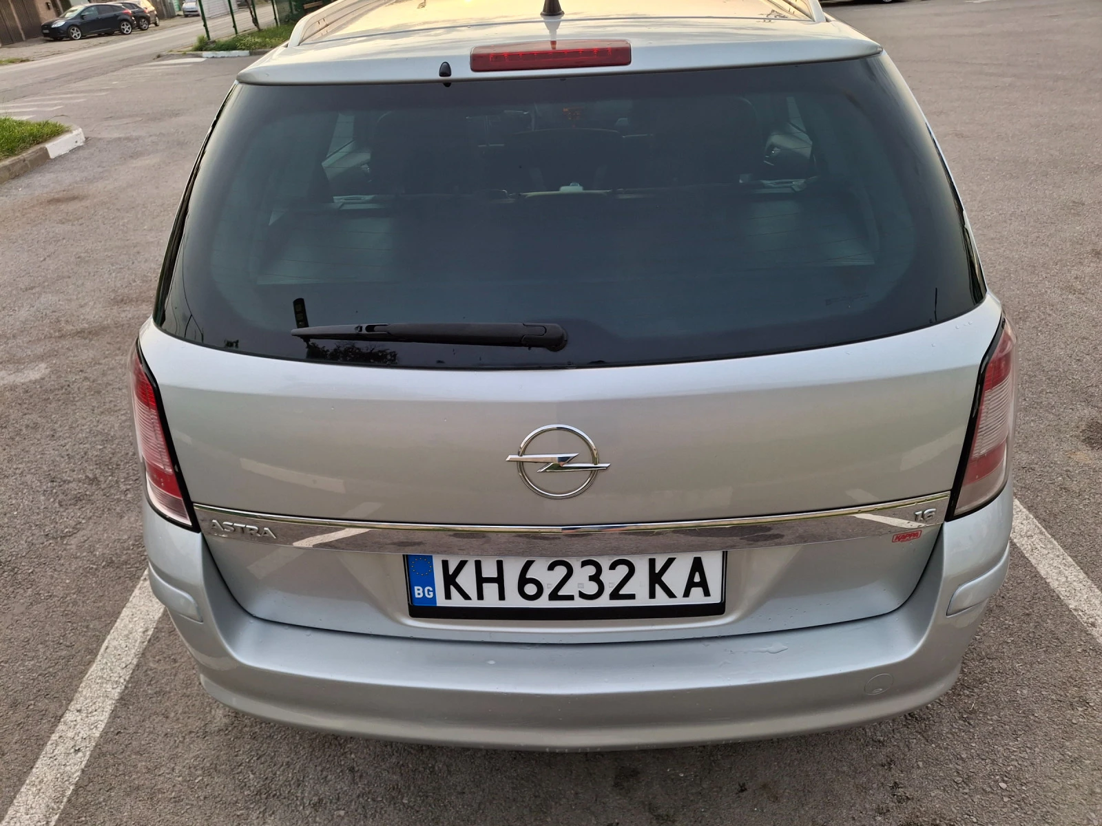 Opel Astra 1.6 бензин с газ  - изображение 4