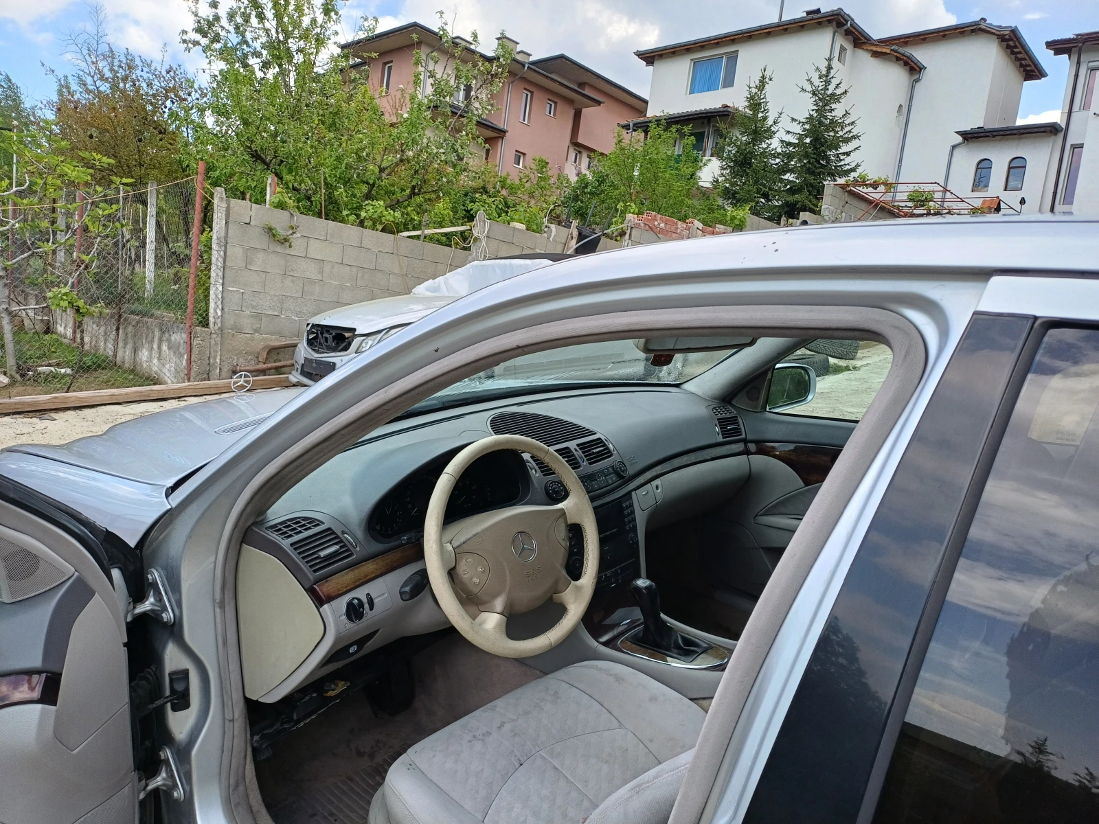 Mercedes-Benz E 220 22cdi - изображение 5
