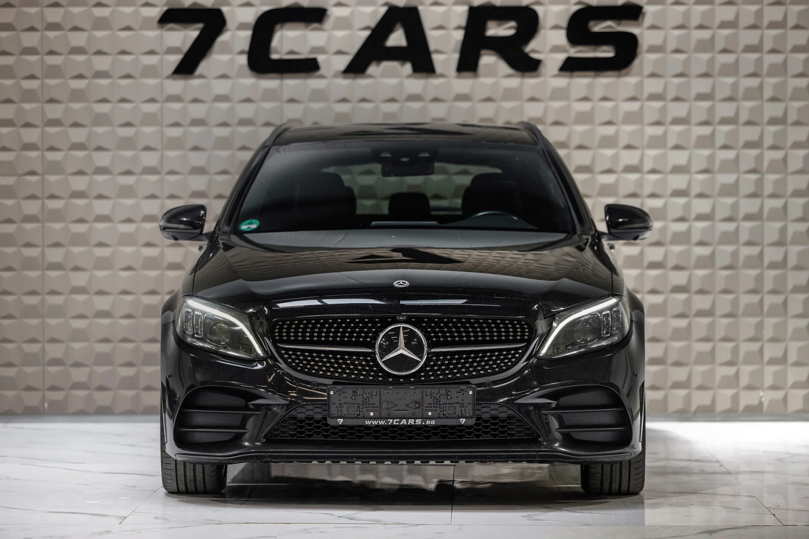Mercedes-Benz C 220 * AMG LINE *  - изображение 2