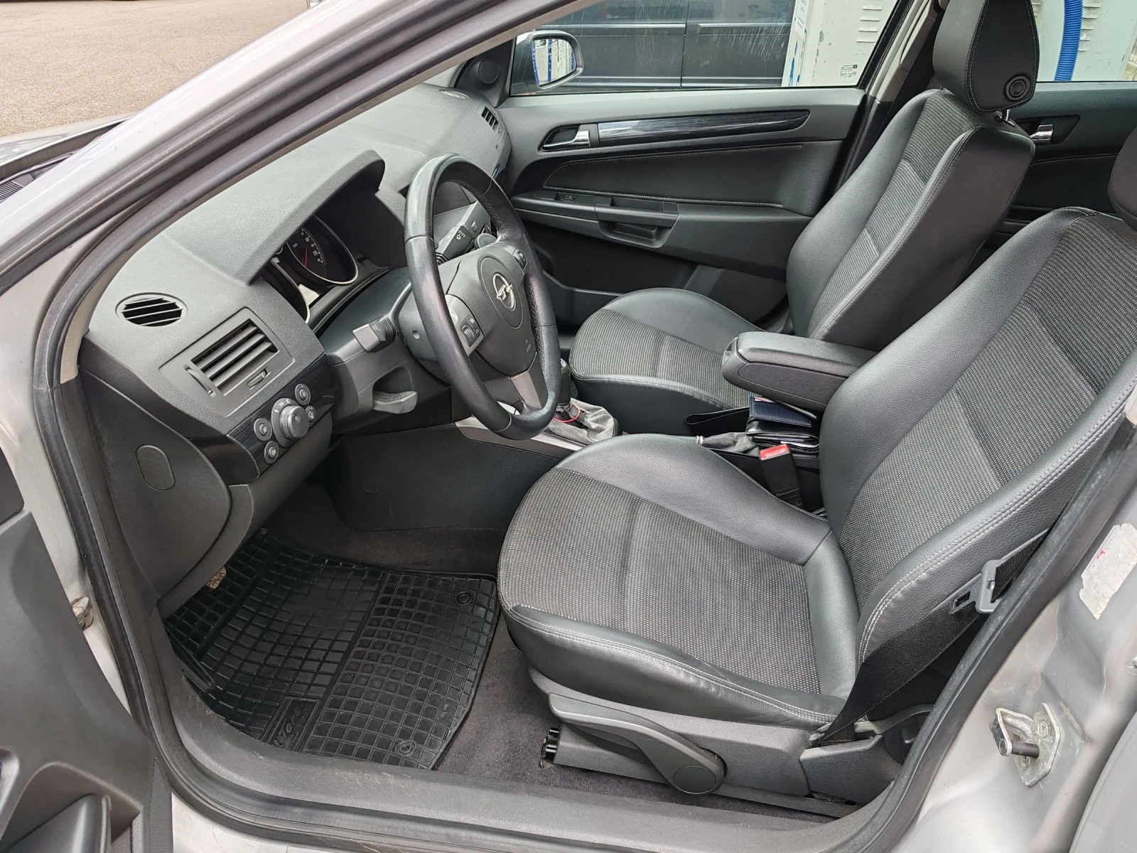 Opel Astra 1.9 CDTI - изображение 9