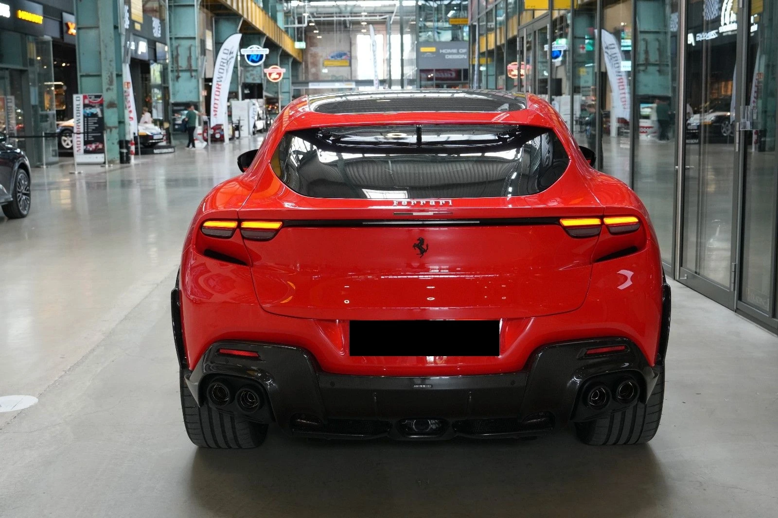 Ferrari Purosangue V12 - изображение 4