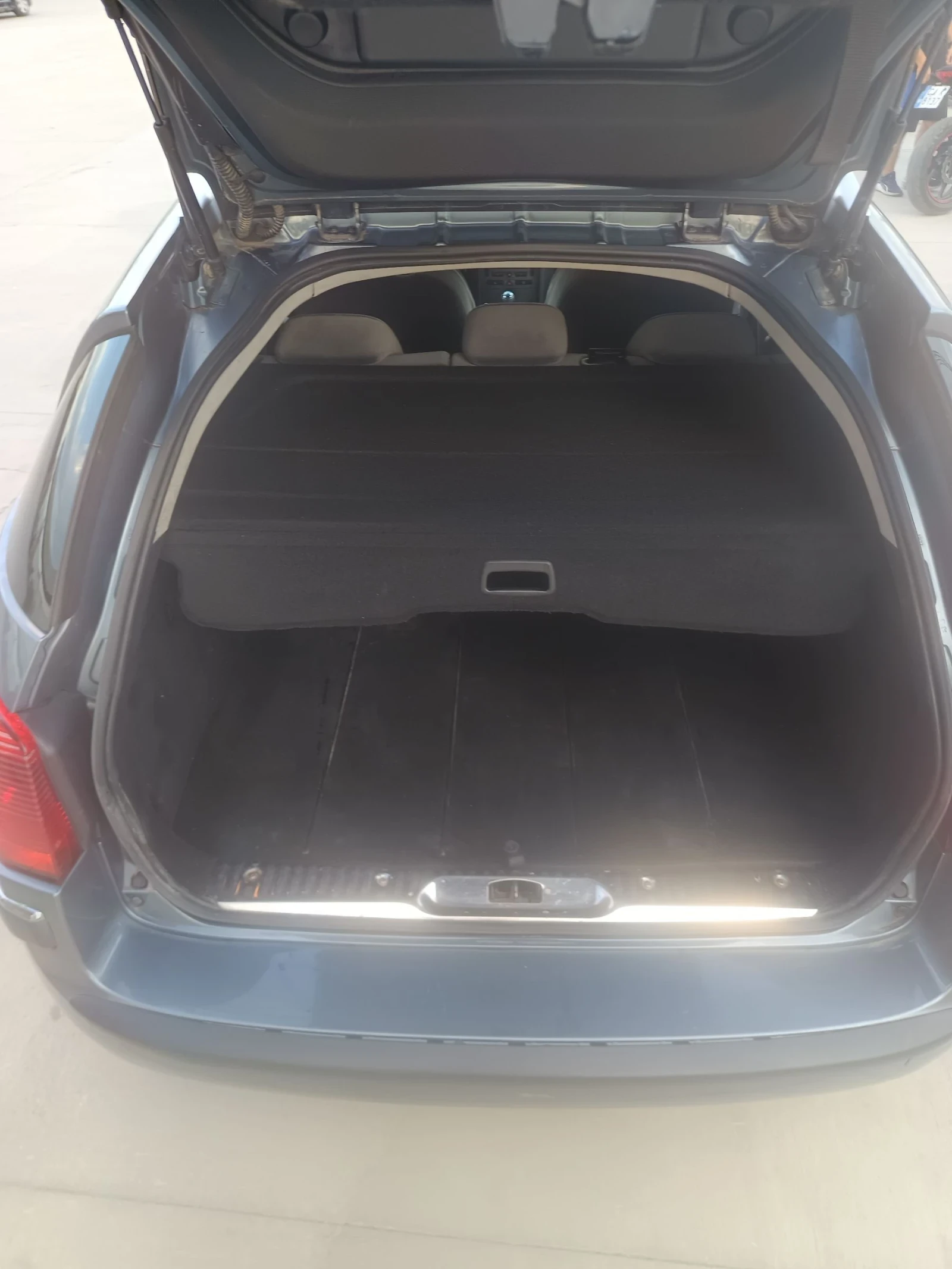 Peugeot 407 SW - изображение 8
