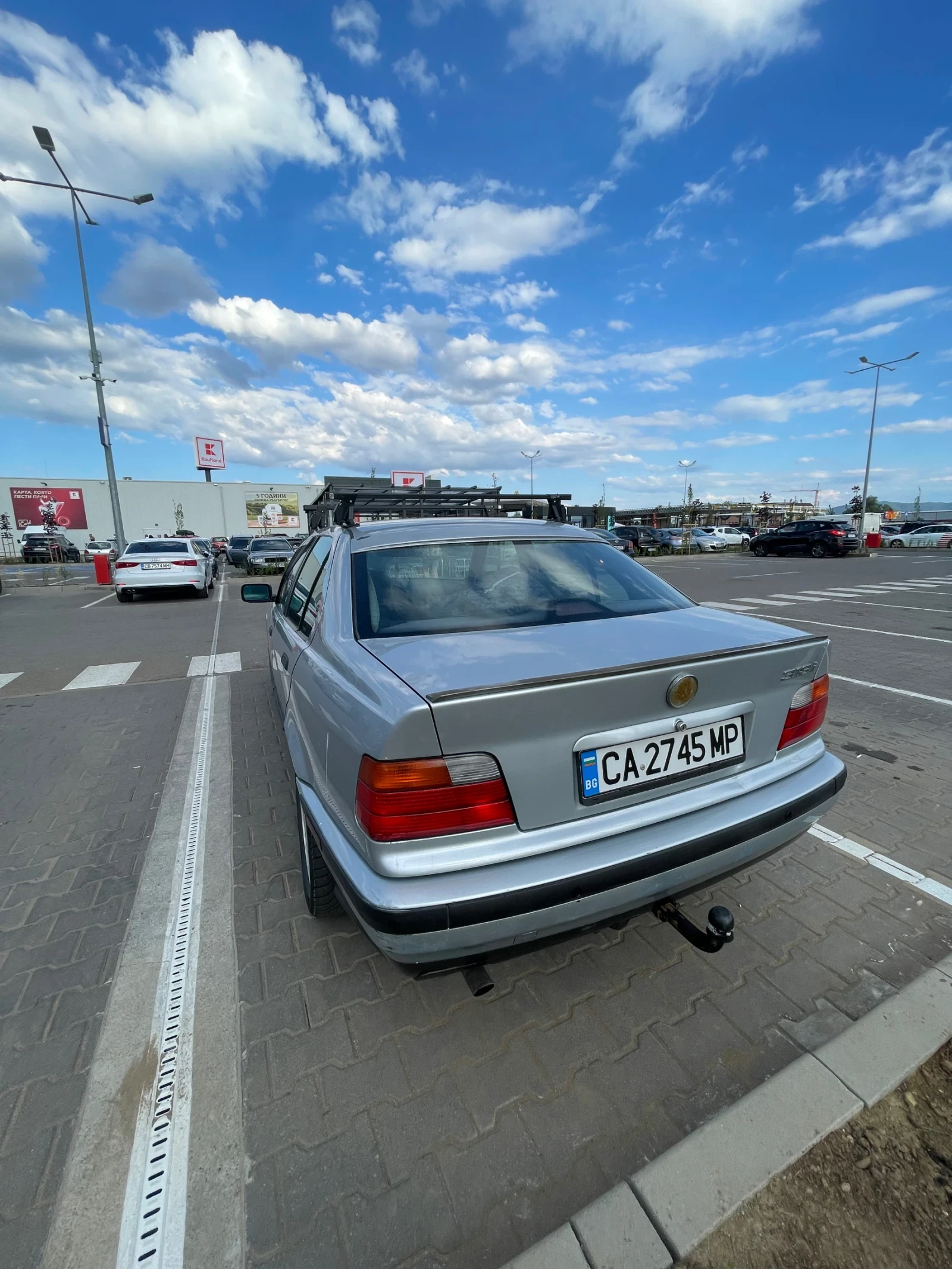 BMW 318  - изображение 7