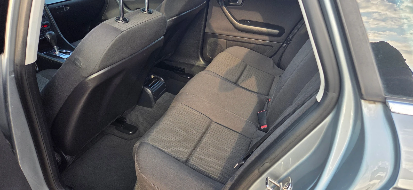 Audi A4 АВТОМАТ - изображение 6