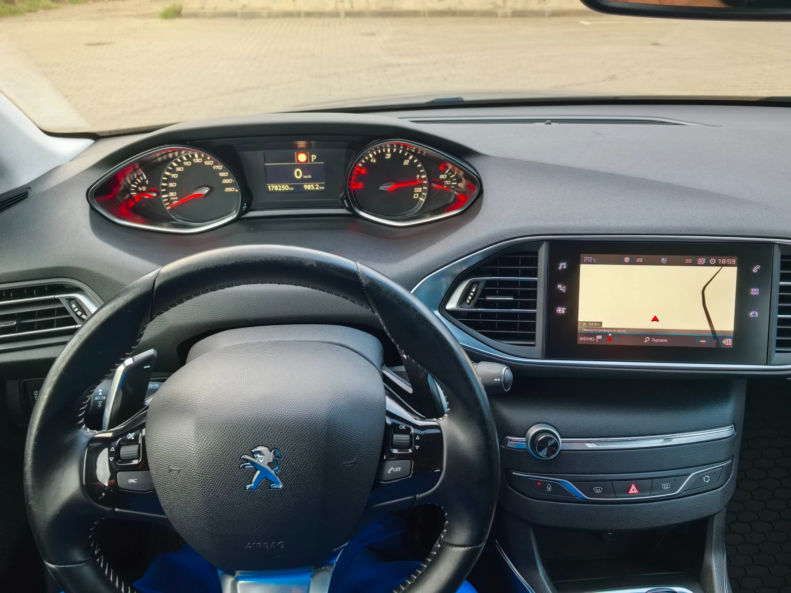 Peugeot 308 1.5HDI   | Mobile.bg   12