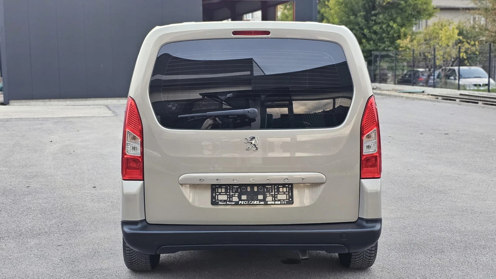 Peugeot Partner 1.6HDi 90HP-ИСТОРИЯ-ТОП СЪСТ.-ЛИЗИНГ-ГАРАНЦИЯ - изображение 5