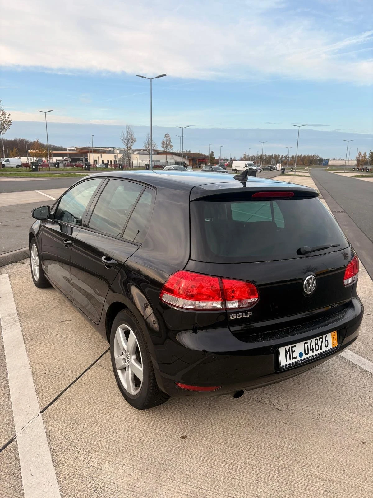 VW Golf 1.6TDI #НАПЪЛНО ОБСЛУЖЕН - изображение 3