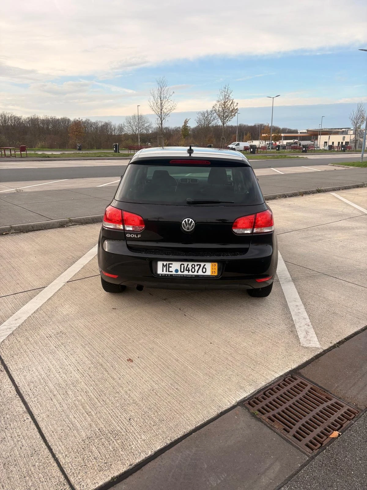 VW Golf 1.6TDI #НАПЪЛНО ОБСЛУЖЕН - изображение 4