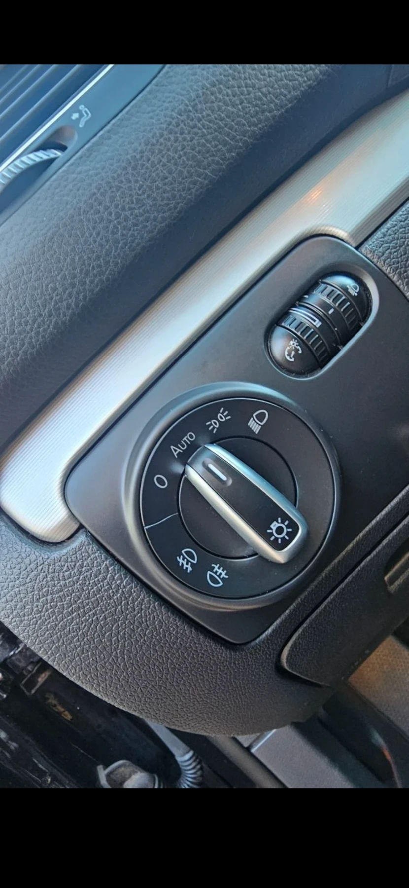 VW Golf 1.6TDI #НАПЪЛНО ОБСЛУЖЕН - изображение 7