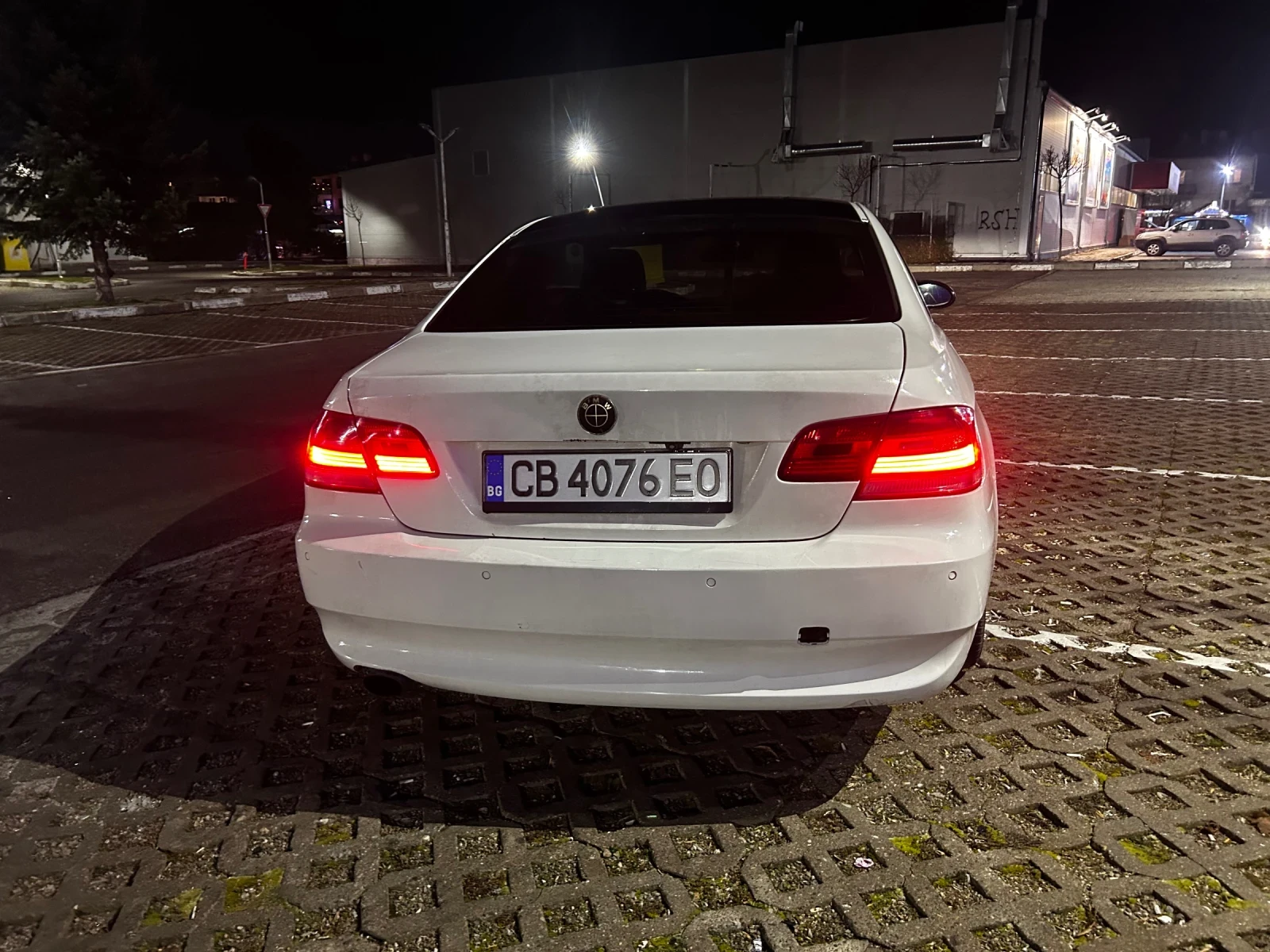 BMW 320  - изображение 6