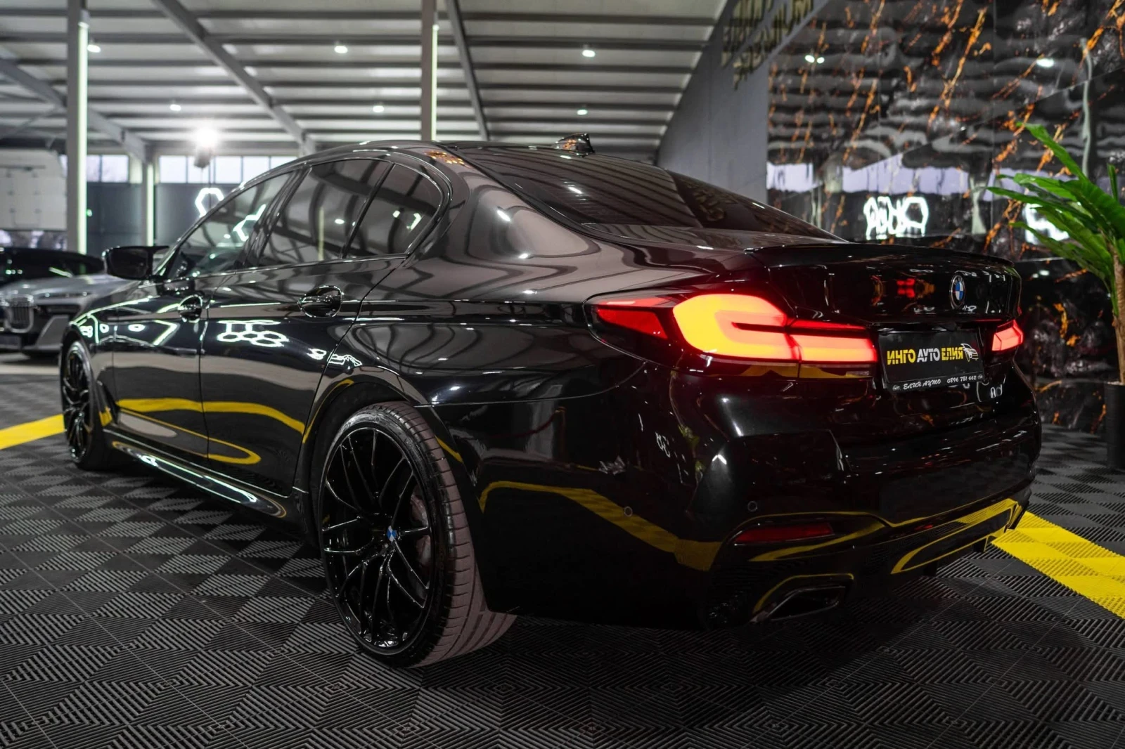 BMW 540 D XDRIVE FULL M BLACK LINE H&K ЛИЗИНГ 100% - изображение 6