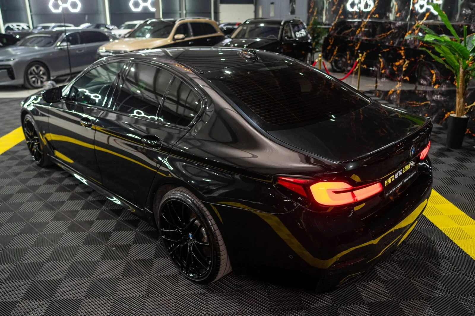 BMW 540 D XDRIVE FULL M BLACK LINE H&K ЛИЗИНГ 100% - изображение 7