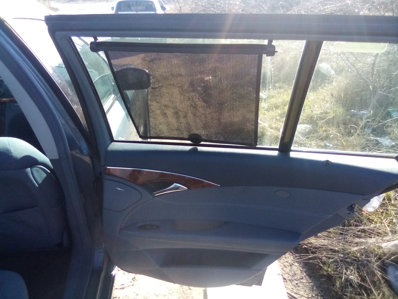 Mercedes-Benz E 200 Elegance 1.8 Kompressor, снимка 11 - Автомобили и джипове - 53796728