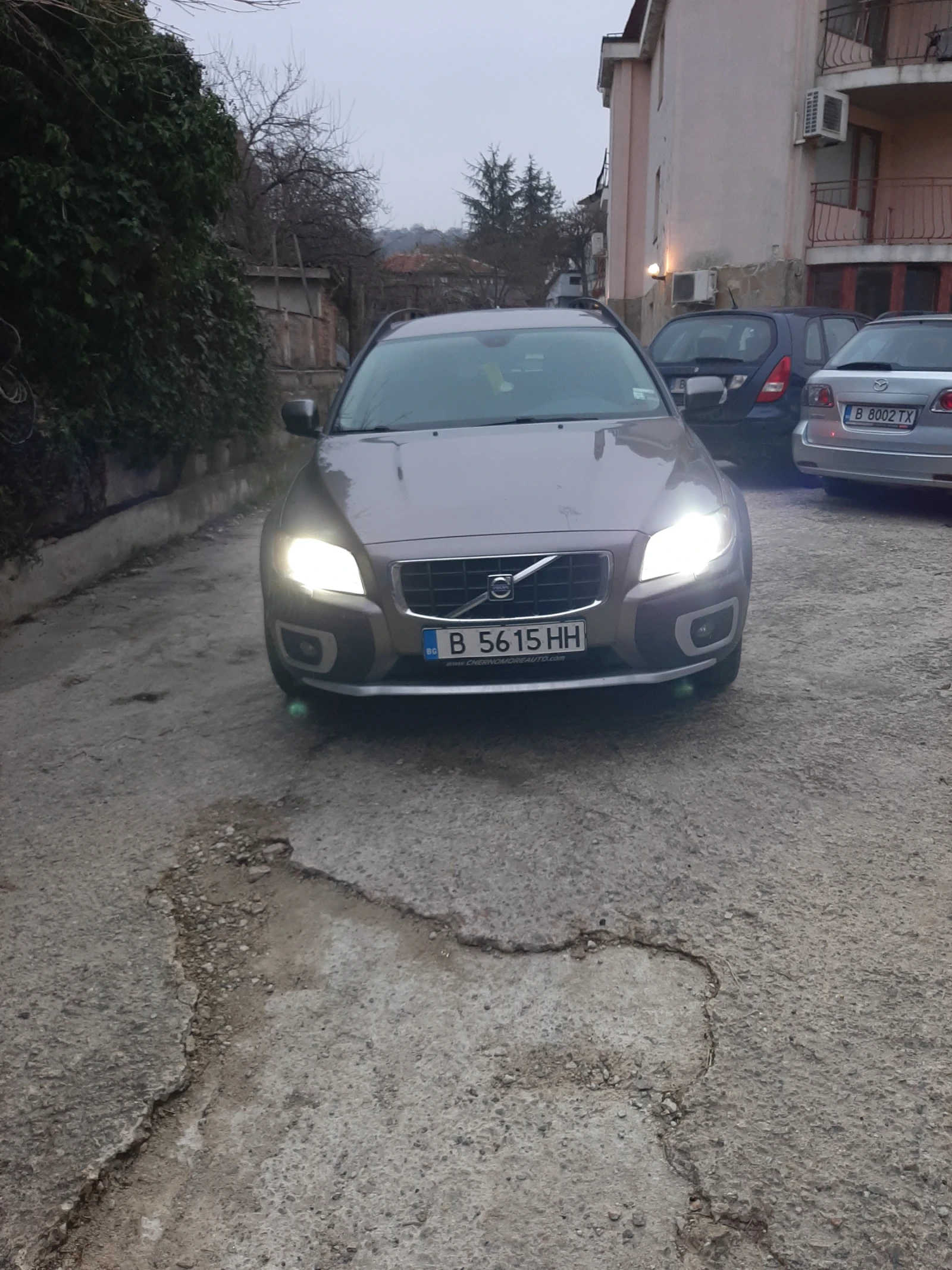 Volvo Xc70, снимка 2 - Автомобили и джипове - 53938554