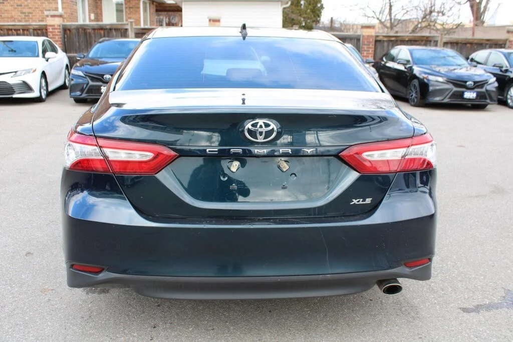 Toyota Camry XLE* FWD* АвтоКредит* (ЦЕНА ДО БГ), снимка 6 - Автомобили и джипове - 54069915