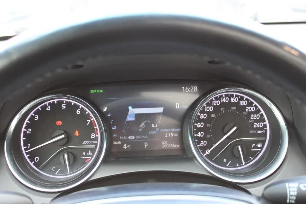 Toyota Camry XLE* FWD* АвтоКредит* (ЦЕНА ДО БГ), снимка 9 - Автомобили и джипове - 54069915