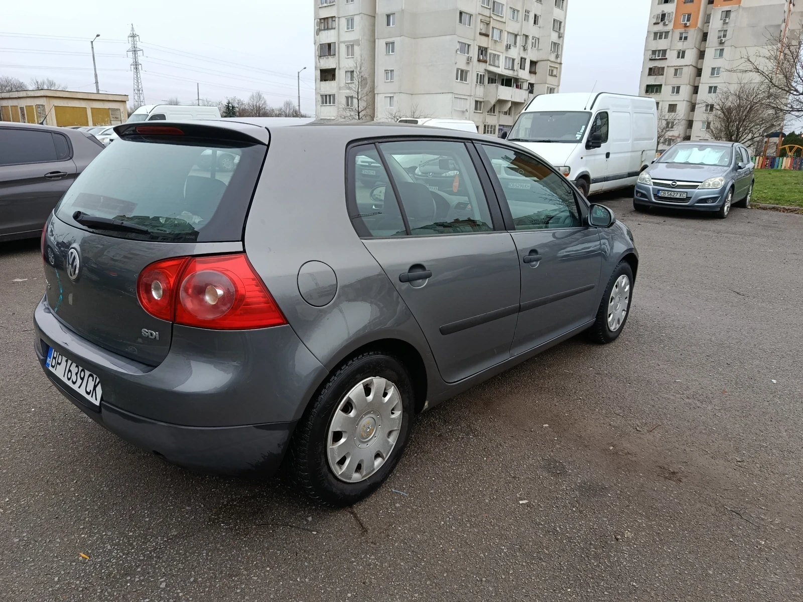 VW Golf 5, снимка 4 - Автомобили и джипове - 54272970