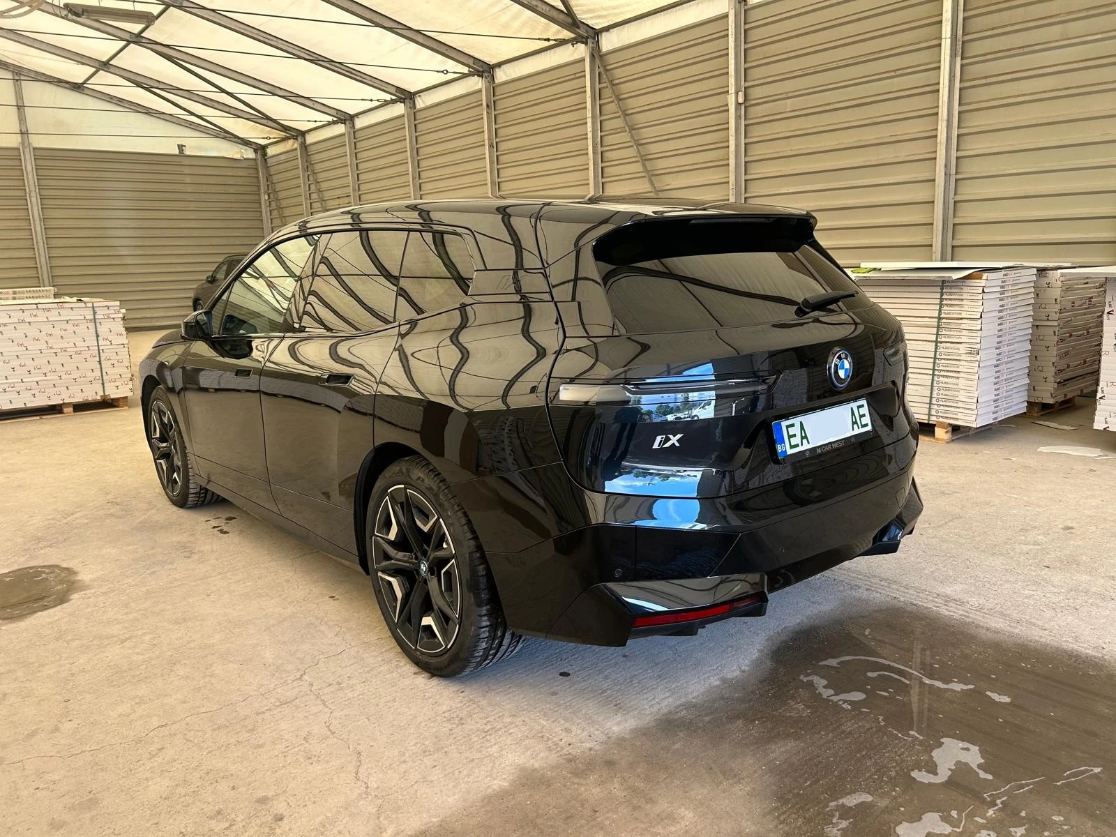 BMW iX 50, снимка 4 - Автомобили и джипове - 54625926