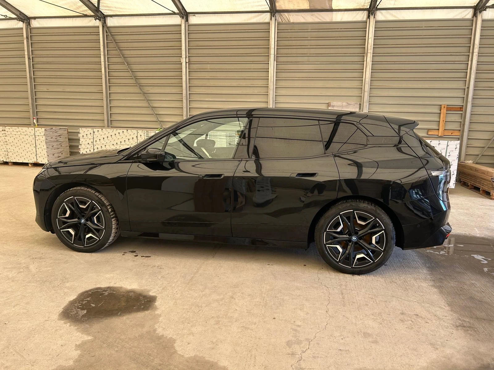 BMW iX 50, снимка 3 - Автомобили и джипове - 54625926