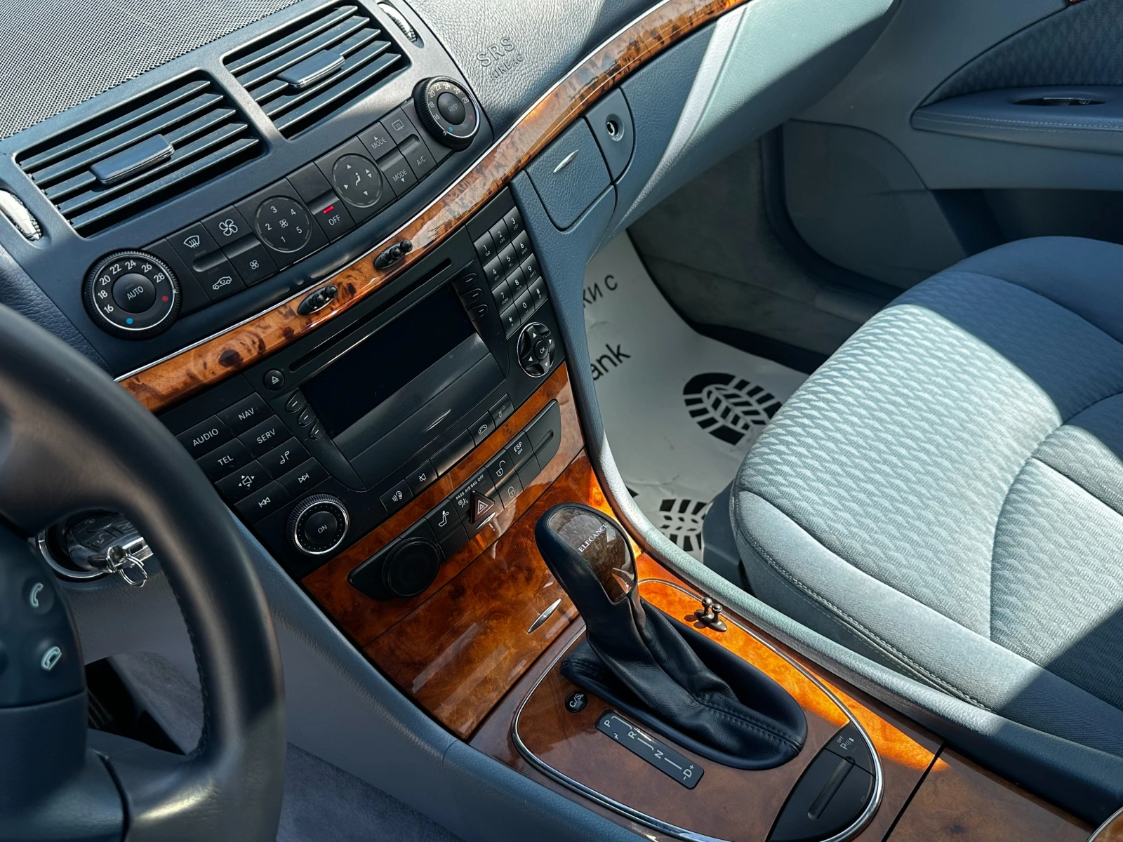 Mercedes-Benz E 280 3.0d 190 к.с. , снимка 11 - Автомобили и джипове - 55089534