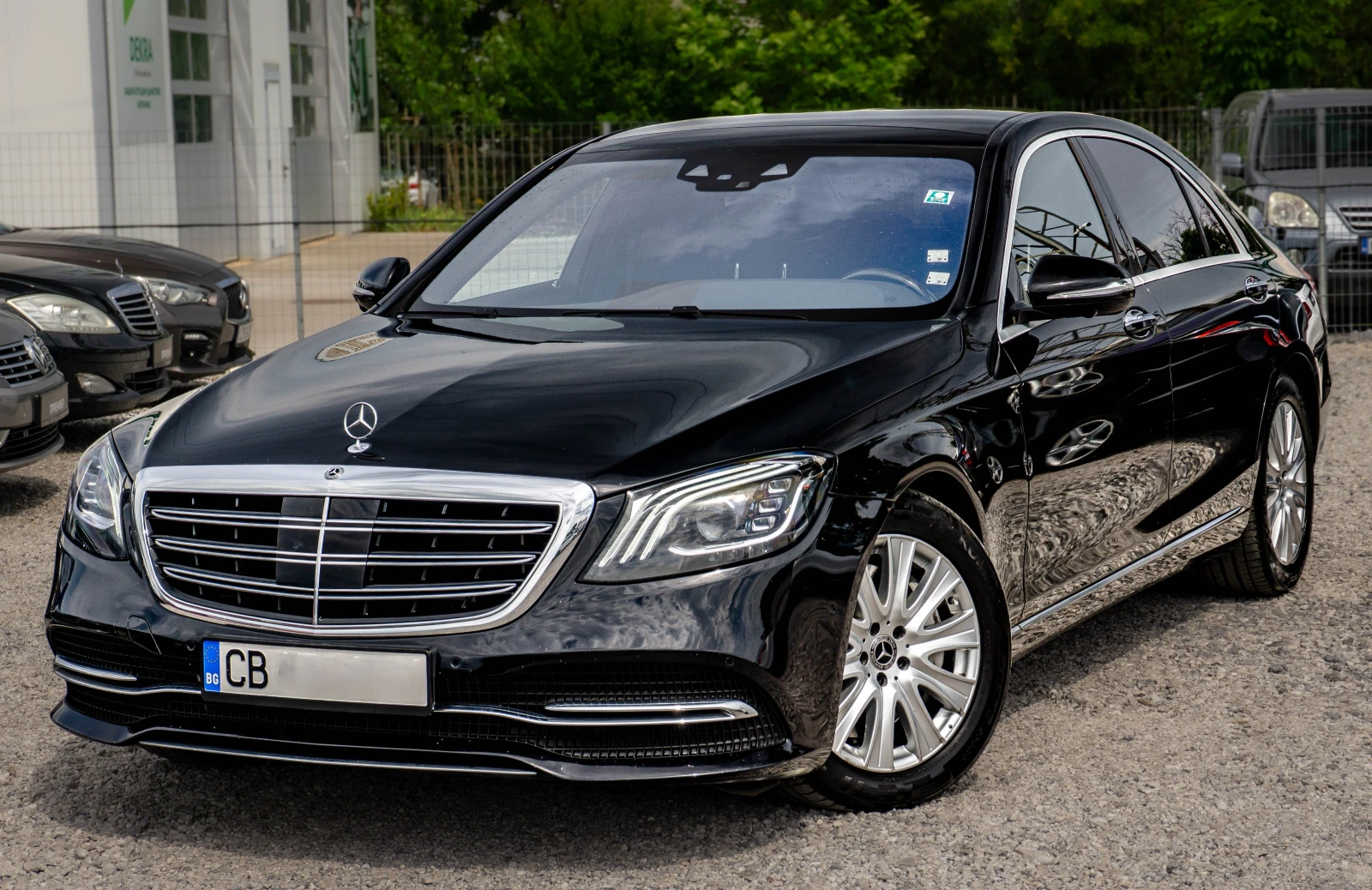 Mercedes-Benz S 560 4MATIC-РЕГИСТРИРАН-РЕАЛНИ КМ!, снимка 1 - Автомобили и джипове - 55097302