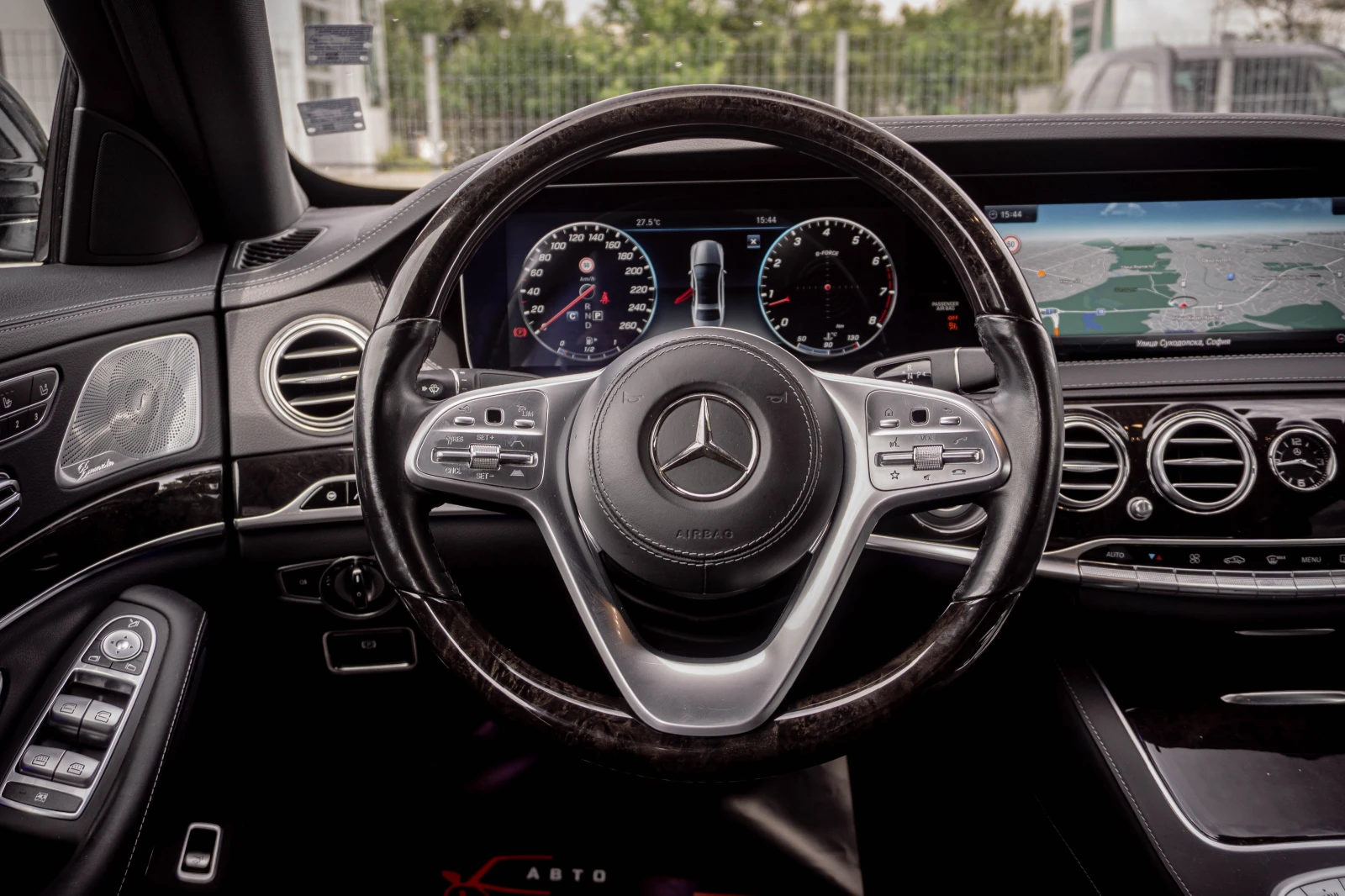 Mercedes-Benz S 560 4MATIC-РЕГИСТРИРАН-РЕАЛНИ КМ!, снимка 11 - Автомобили и джипове - 55097302
