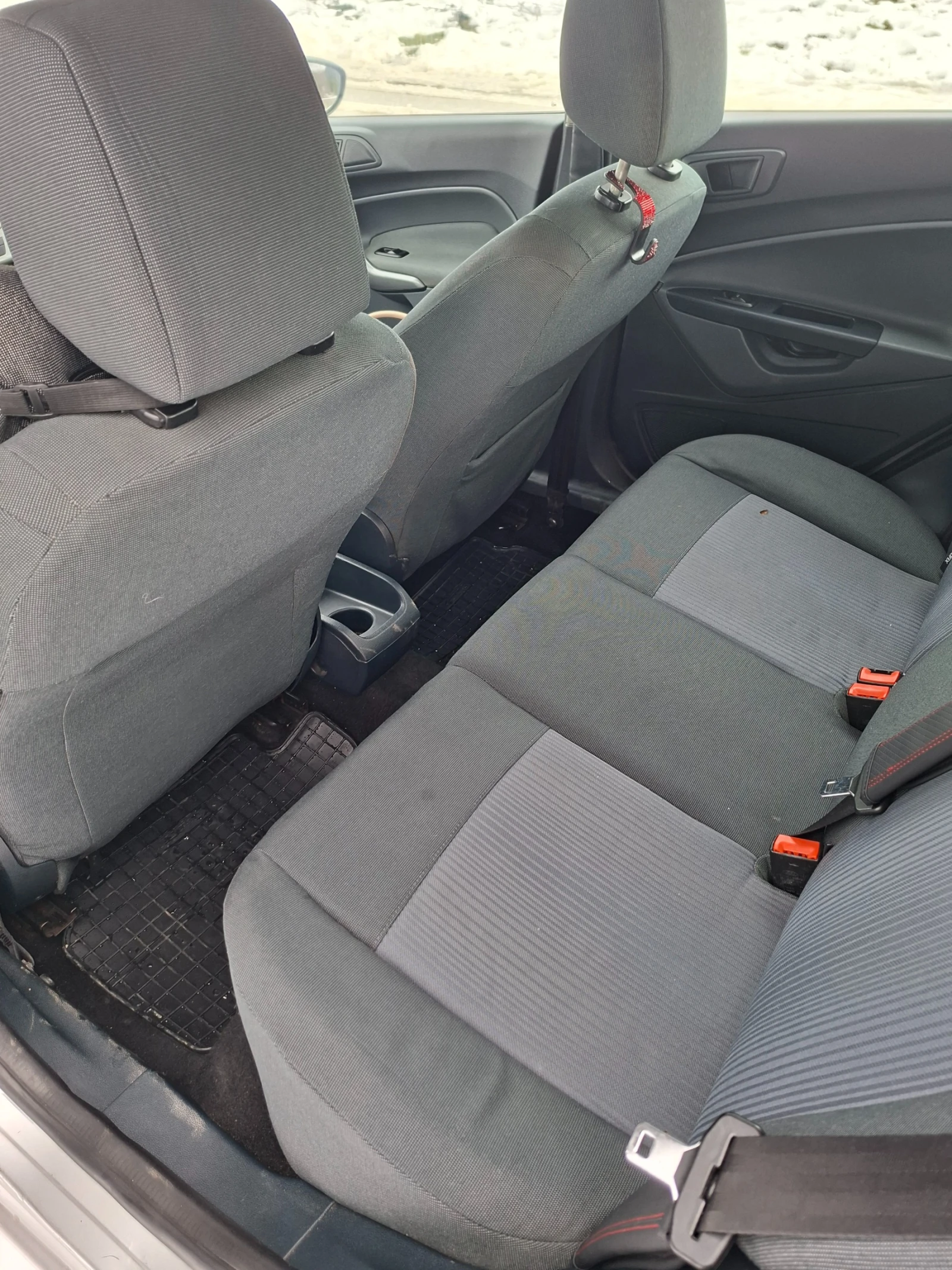 Ford Fiesta, снимка 7 - Автомобили и джипове - 55218449