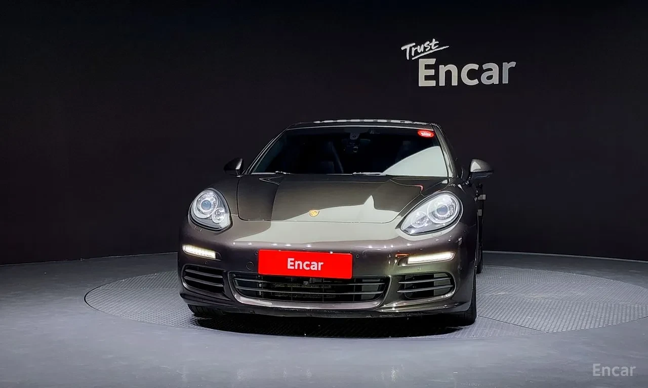 Porsche Panamera 3.0 V6 | PDK | Sunroof | Carbon Steering | Top Spe