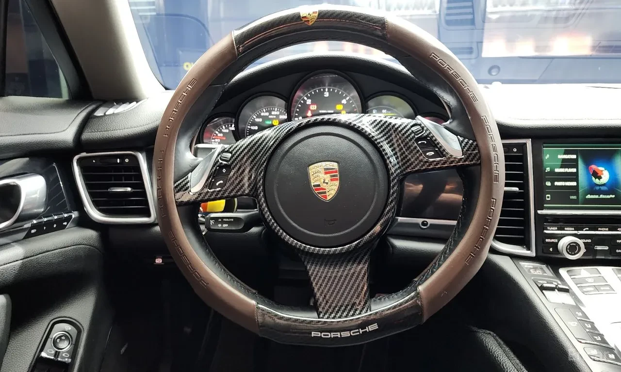 Porsche Panamera 3.0 V6 | PDK | Sunroof | Carbon Steering | Top Spe, снимка 5 - Автомобили и джипове - 55438284