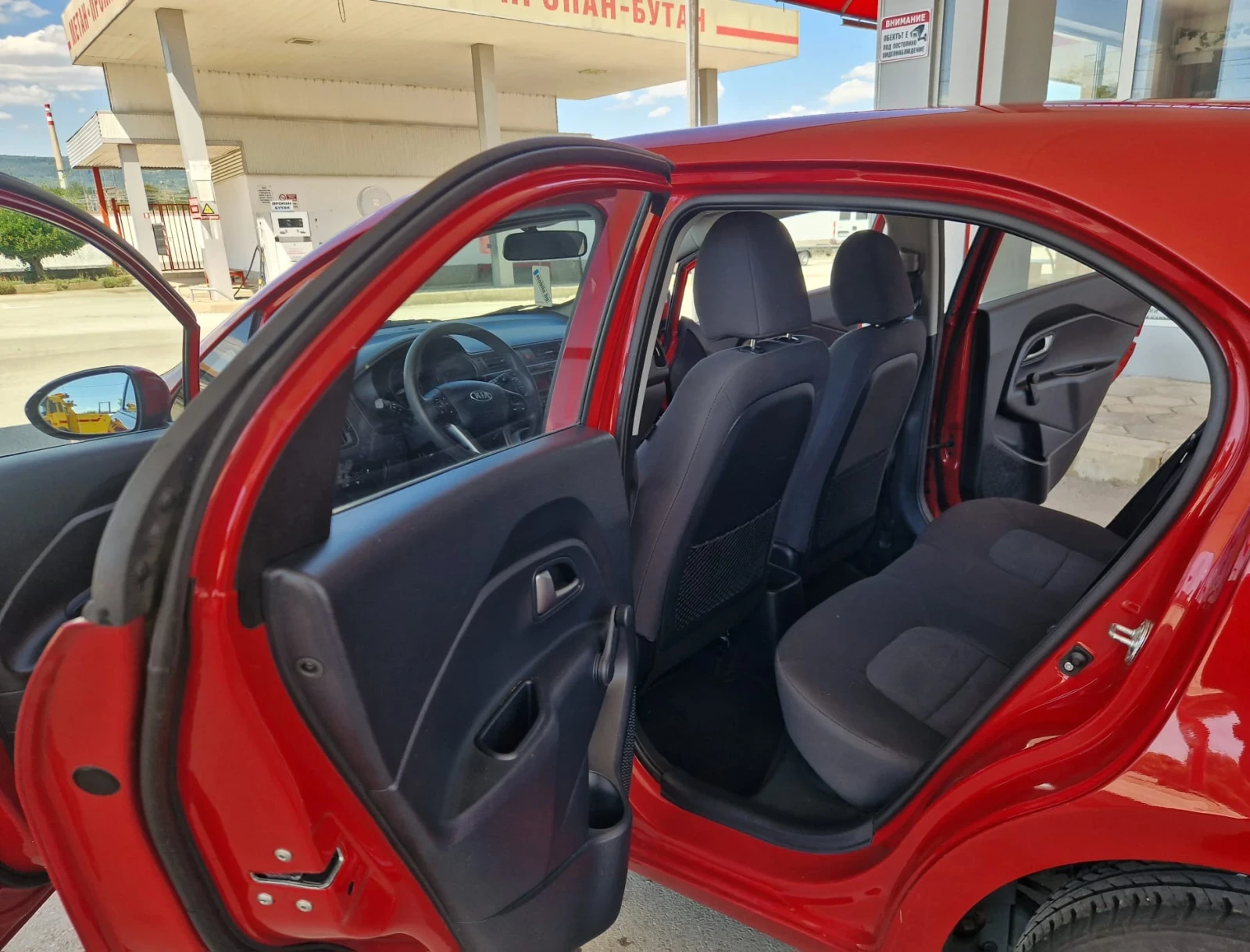Kia Rio 1.3куб.85к.с.2014г. , снимка 13 - Автомобили и джипове - 55468430