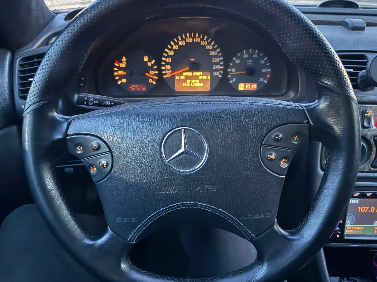 Mercedes-Benz CLK 2.3 kompressor, снимка 7 - Автомобили и джипове - 55960680