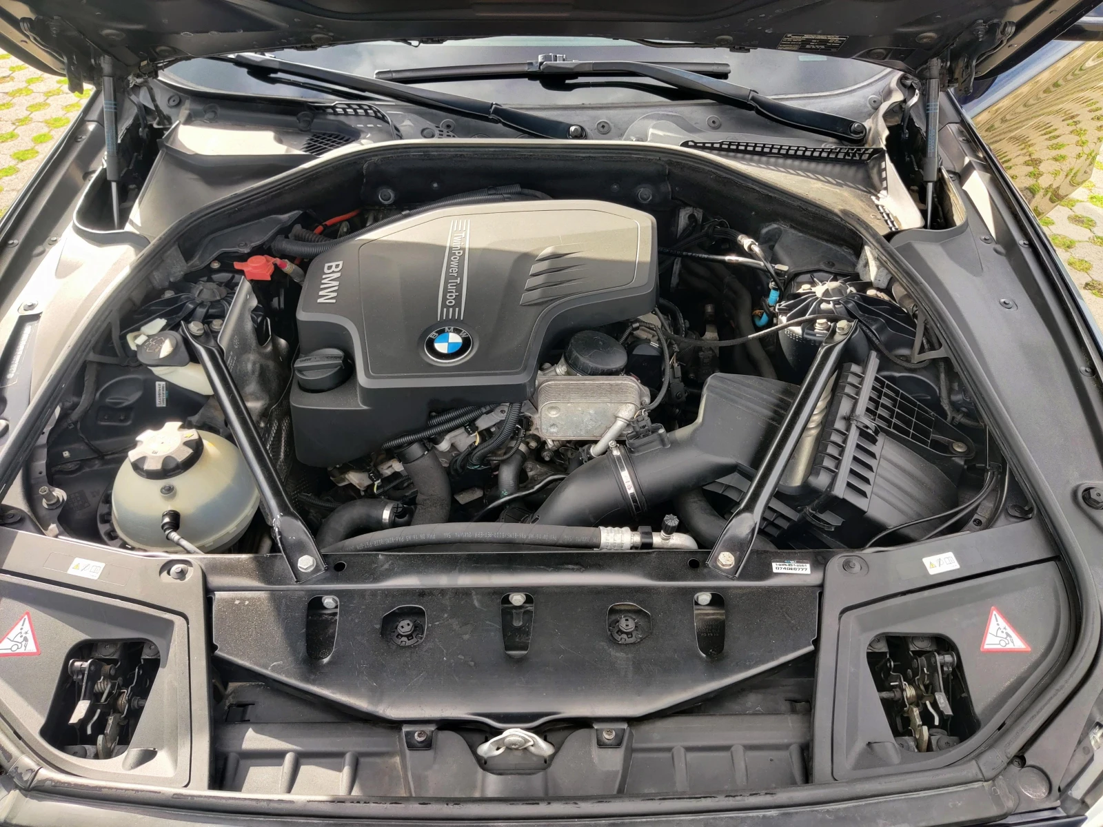 BMW 528 Xdrive , снимка 17 - Автомобили и джипове - 56061592