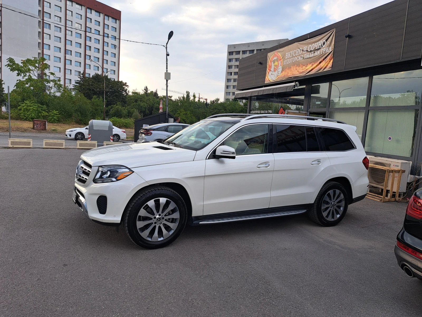 Mercedes-Benz GLS 450 4 Matic/ НОВ ДВИГАТЕЛ!!!, снимка 2 - Автомобили и джипове - 56151350