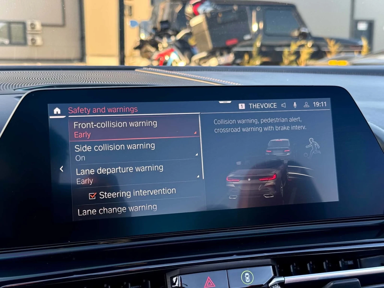 BMW 840 Full Crystal laser light цена при бартер 55к , снимка 14 - Автомобили и джипове - 56249081