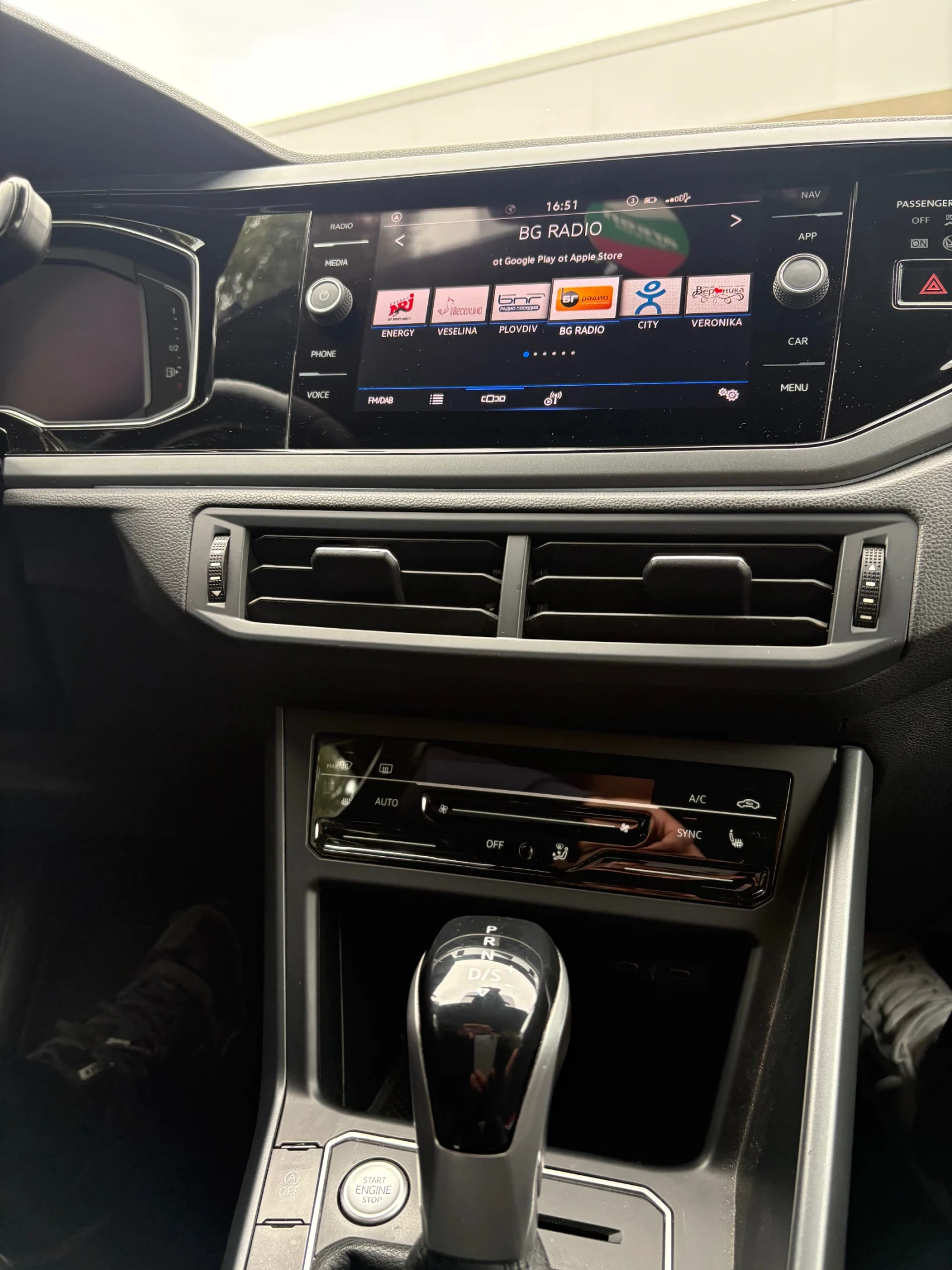 VW Taigo, снимка 15 - Автомобили и джипове - 56274440