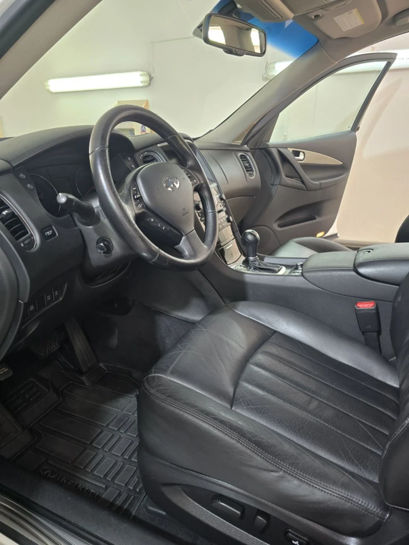 Infiniti Ex30 3.0 D, снимка 6 - Автомобили и джипове - 51789559