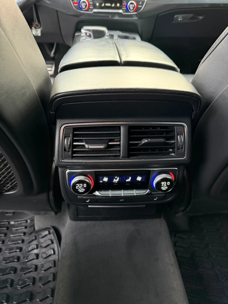 Audi SQ7 FULLCarbon Ceramic GERMANY BOSE, снимка 11 - Автомобили и джипове - 53181515