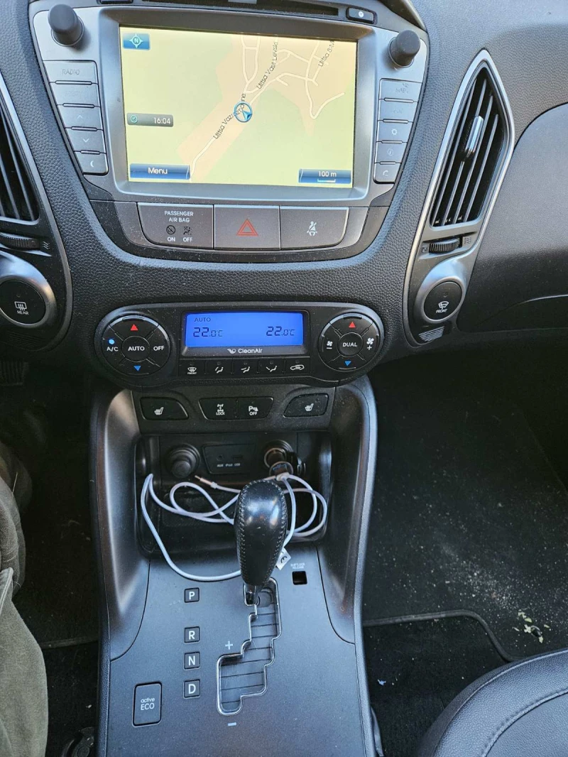 Hyundai IX35, снимка 4 - Автомобили и джипове - 53064831