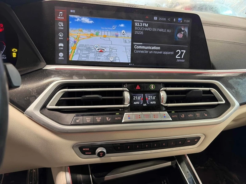 BMW X5 xDrive40i M PACK * CARFAX * 360 КАМЕРИ, снимка 9 - Автомобили и джипове - 53251390