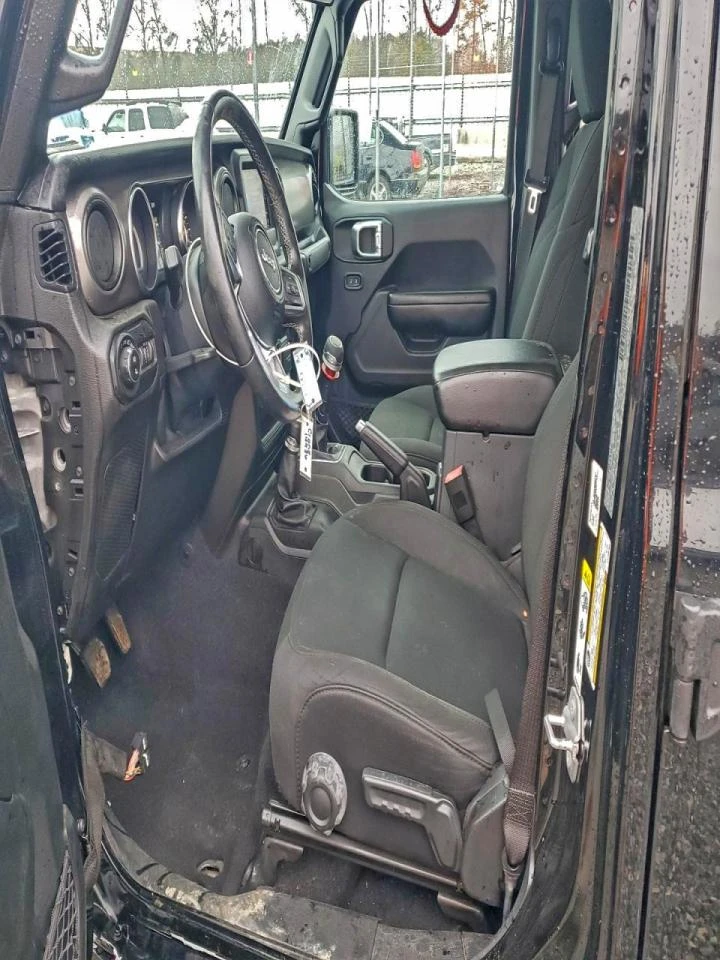 Jeep Gladiator 3.6l Sport, снимка 7 - Автомобили и джипове - 53302053