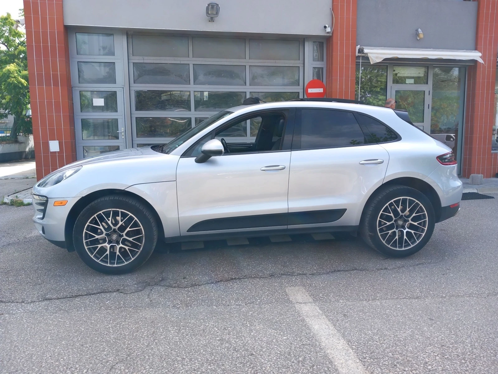 Porsche Macan 2.0 бензин автоматик 4х4 - изображение 2