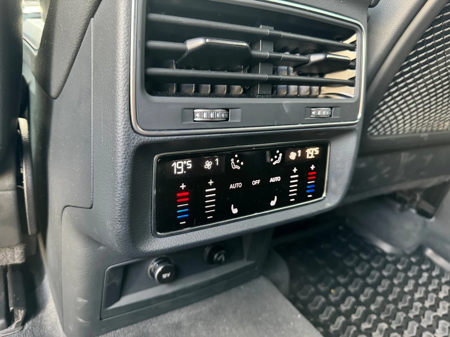 Audi Q7 S line 50 TDI quattro | Mobile.bg   11