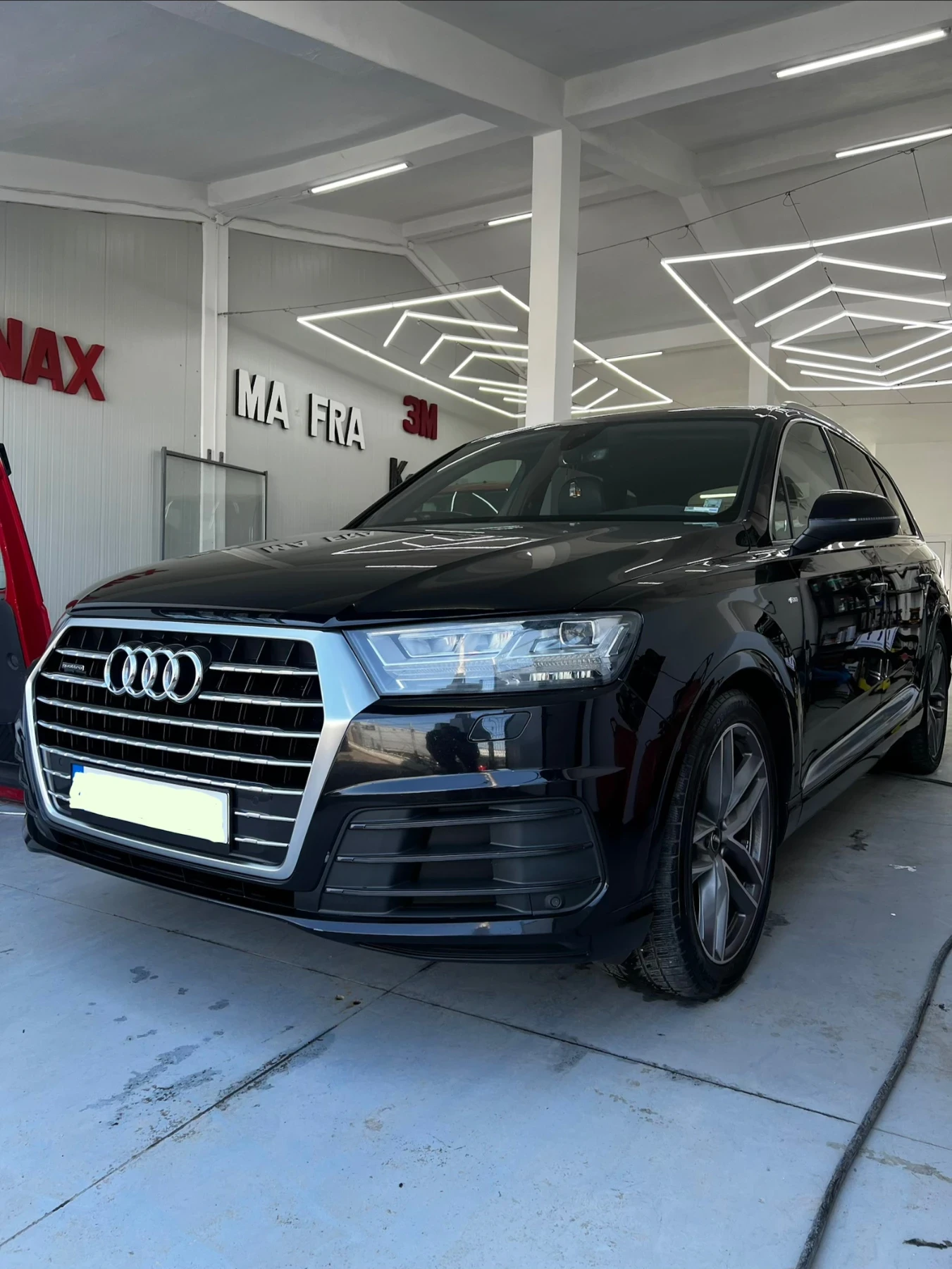 Audi Q7, снимка 2 - Автомобили и джипове - 53827095